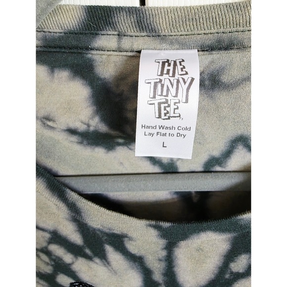 The Tiny Tee Chip & Dale Cropped Tie Dye Sequin T-Shirt Top Women's Large Camo - Picture 7 of 9